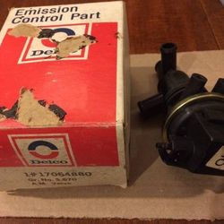 NOS GM AC Delco Diverter Valve Air Injection By-Pass Valve #1(contact info removed)