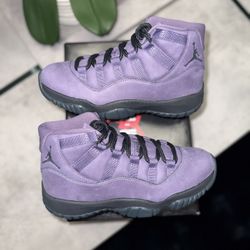 Jordan 11 Retro Mojave Size 4.5 Youth / 6 Women 