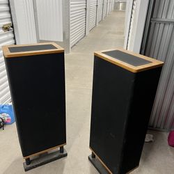 Vandersteen Speakers 