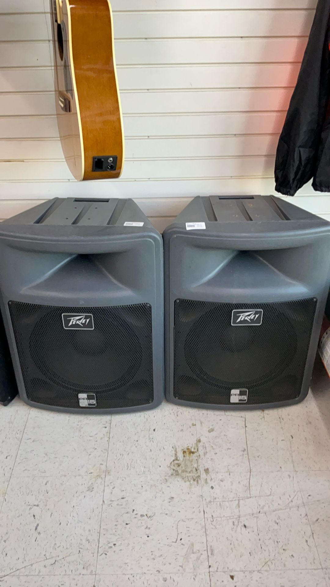 SPEAKER BOX