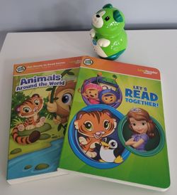 LeapReader Jr And 2 Books