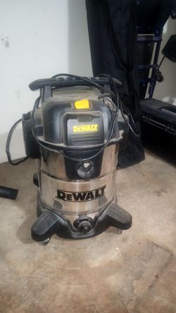 Dewalt vacuum