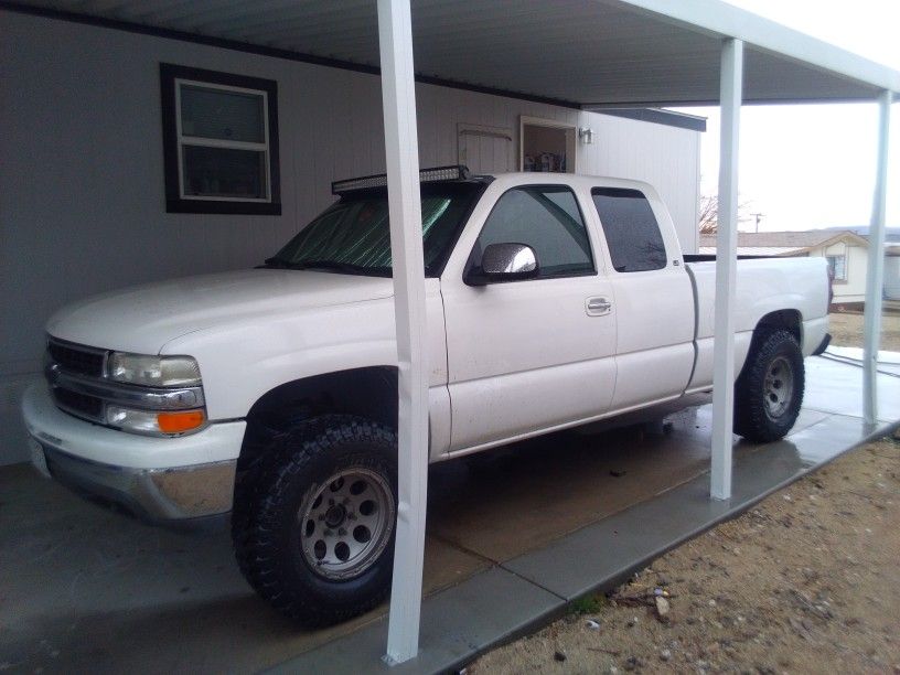 2001 Chevrolet Silverado 1500 for Sale in Barstow, CA OfferUp
