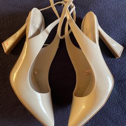 Nine West Size 9 Nude Pointed Slingback Heels