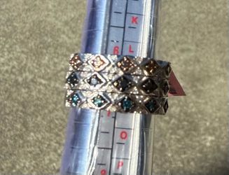 .50 ctw diamonds with 925 Sterling Silver ring, size 7(brand new)
