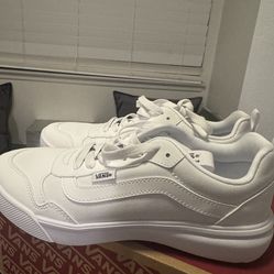 New Vans White size 9 women's