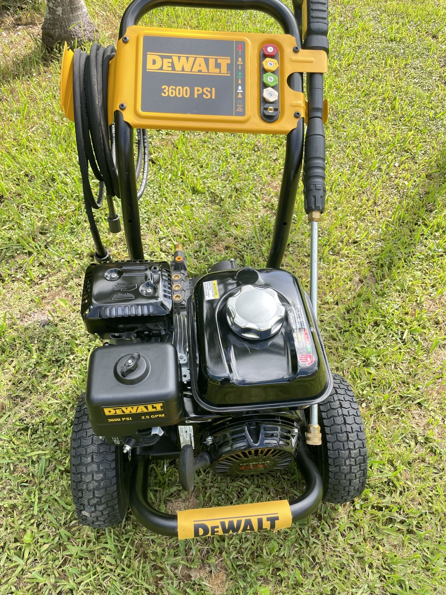 Pressure Washer Dewalt 3600 Psi for Sale in Miami, FL OfferUp