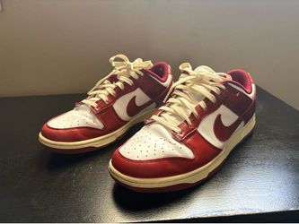 Nike Dunk “Vintage Red” Size WMMS 11.5/ M 10