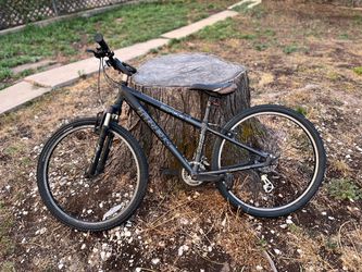 Trek 3700 Mountain Bike