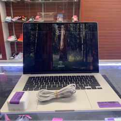 MACBOOK AIR 2022