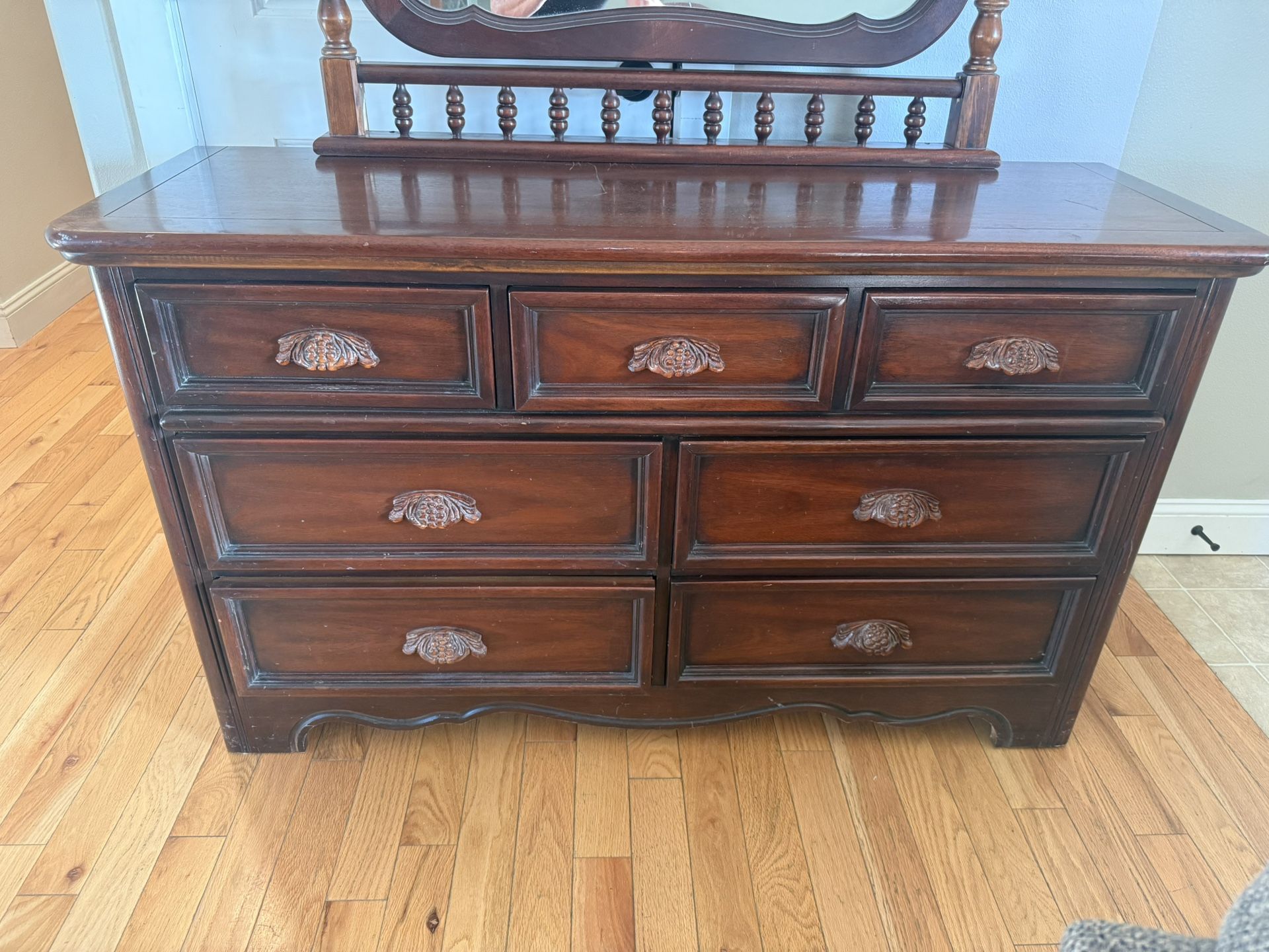 Antique Style Dresser