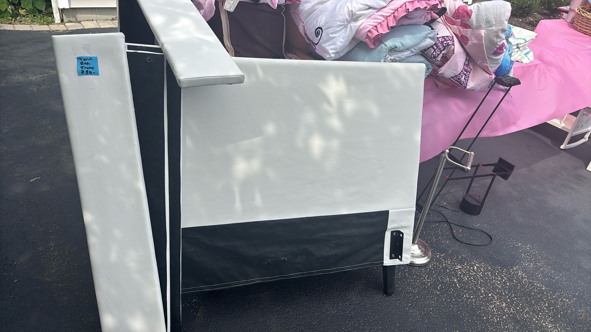 Twin faux Leather Bed Frame