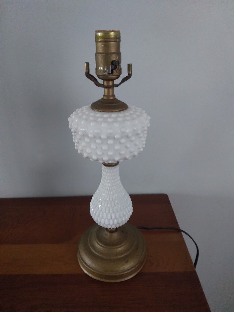 Vintage  Lamp Milk Glass........Lampara  Milk Glass Vintage 