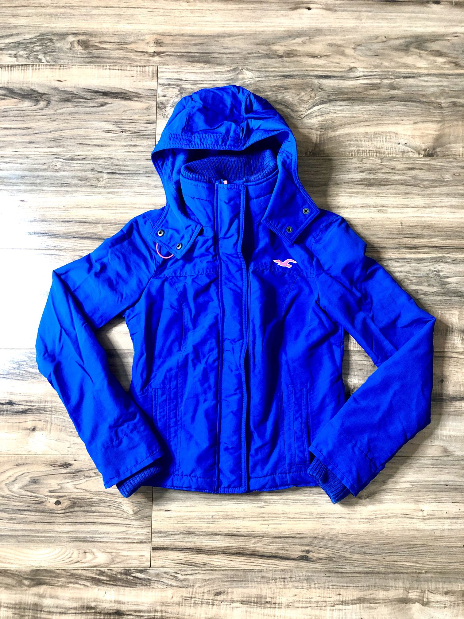 HOLLISTER ALL WEATHER JACKET ANORAK SIZE SMALL(SLIM) GORGEOUS COAT HOODED  ROYAL BLUE for Sale in San Bernardino, CA - OfferUp
