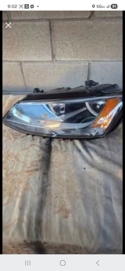 2017 vw jetta left headlight
