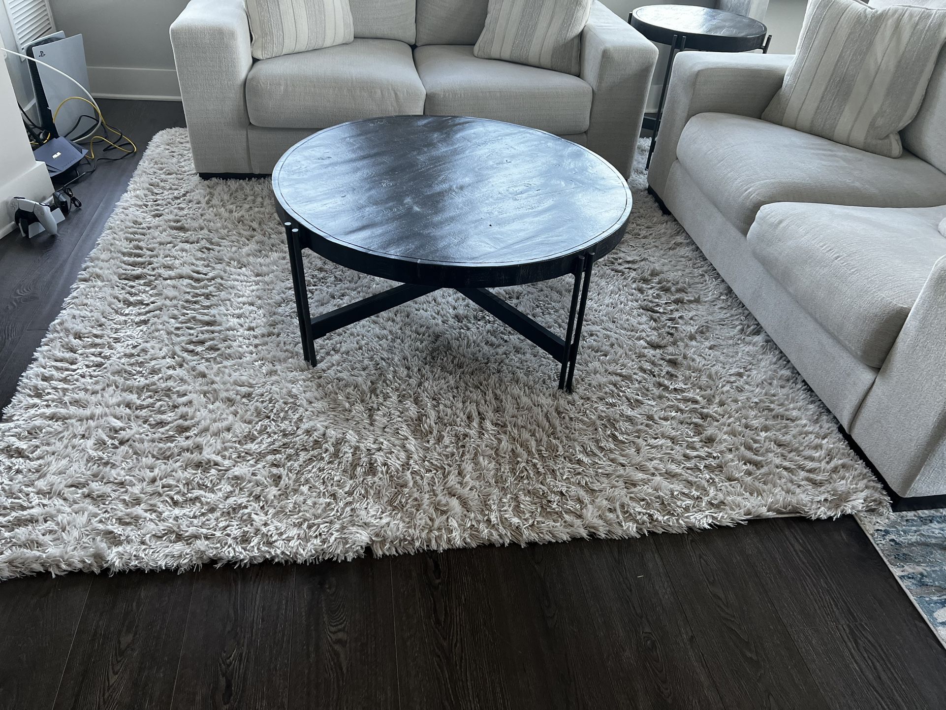 Round Coffee Table With 2 End Tables