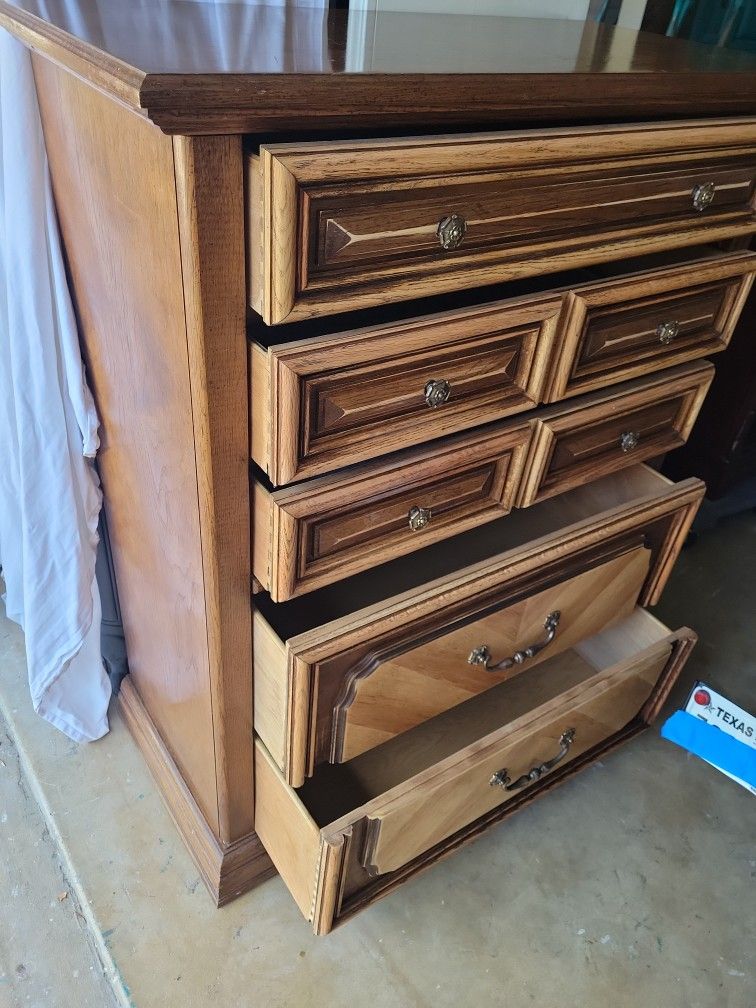 TALL DRESSER HEAVY PECAN WOODH48"D18"W37" for Sale in San Antonio