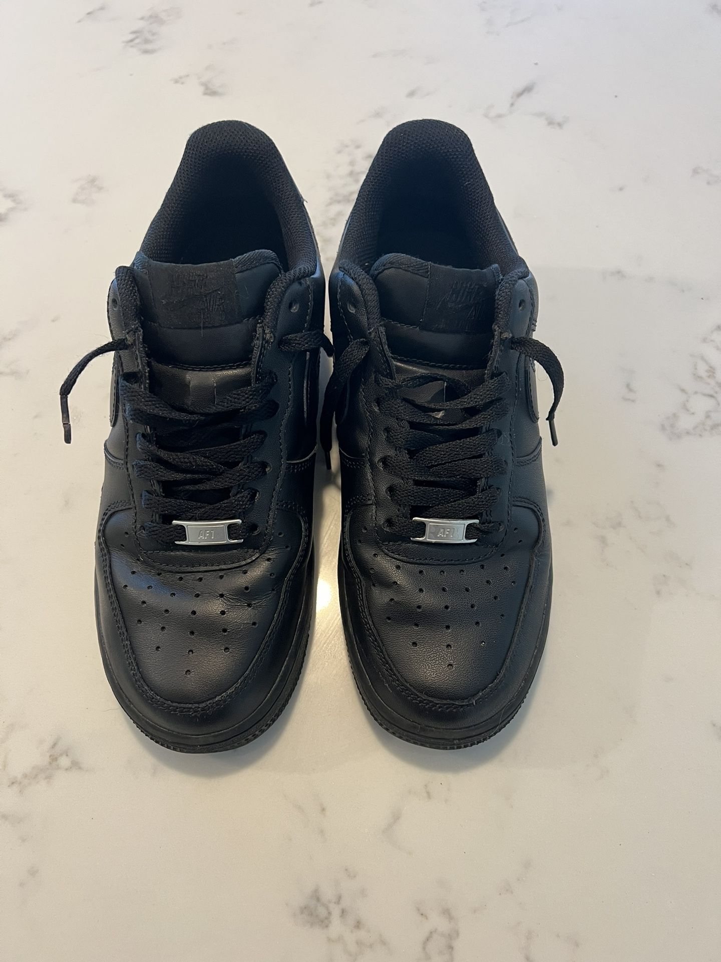 Nike Air Force 1 – Men’s Size 8 – Great Condition