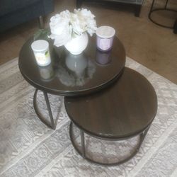 Mesa De Noche O De Sala