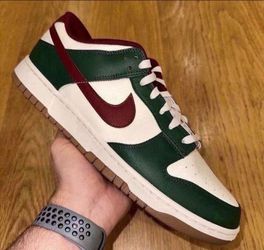 Brand New Men’s Nike Dunks