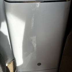 GE Portable Room Air Conditioner – Model APCA12YZMW (12,000 BTU / 8,200 SACC)