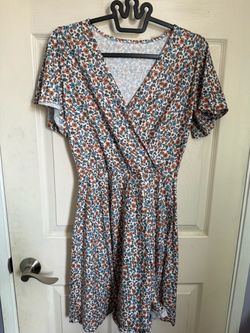 Short-Sleeve Floral Wrap Mini Dress / Sundress