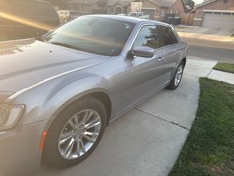 2018 Chrysler 300 L