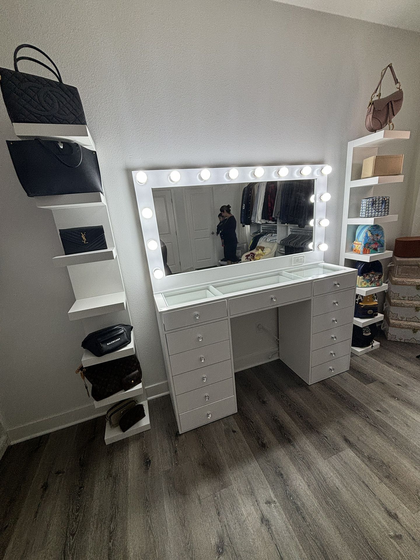 New 60in Vanity With Mirror❤️