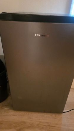 Mini fridge