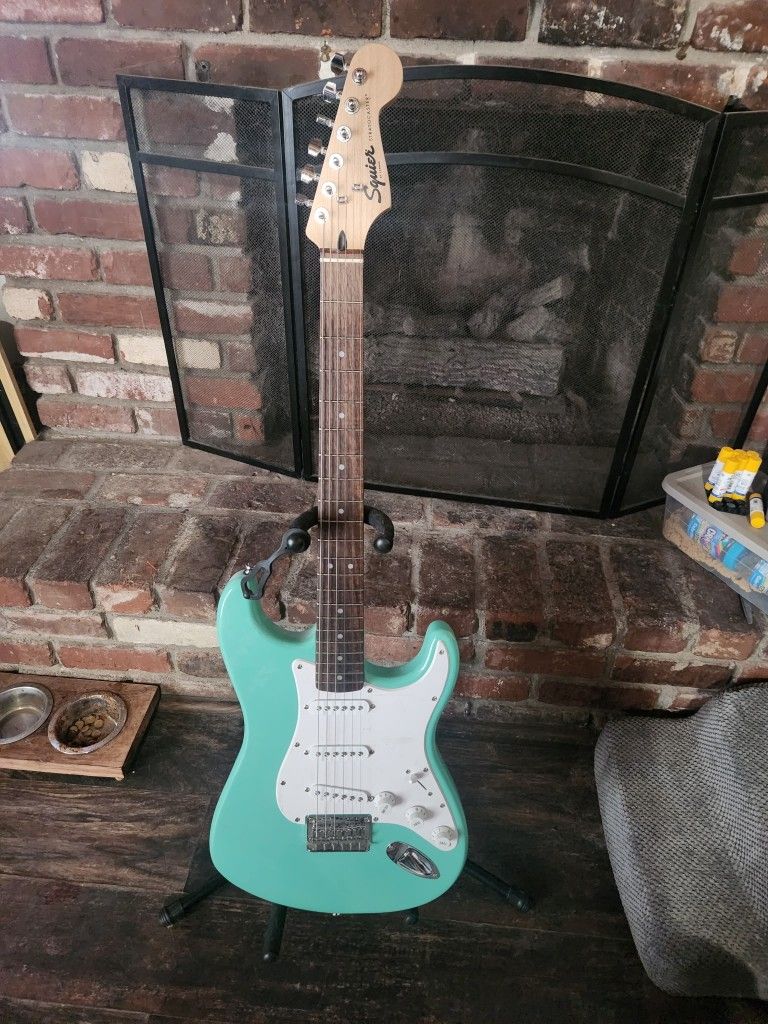 Limited Edition Squier Electric Guitar (Righthanded)
