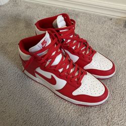Nike Dunk High - Championship Red