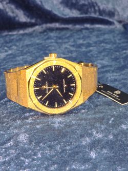 Paul Rich Stardust II watch GOLD AND BLACK