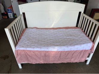 Baby /kid toddler bed