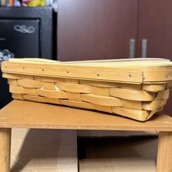 Longaberger cracker basket with butter yellow liner with Protector