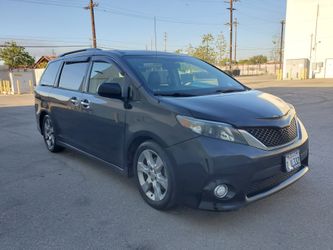 2014 Toyota Sienna