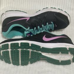 Nike Revolution 2 EUC Womens 8 Black Running Shoes Sneakers for Sale in Chesterton IN OfferUp
