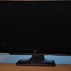 HP w2408 24" WIDESCREEN LCD MONITOR 1920x1200 W/ STAND 20555 SH249