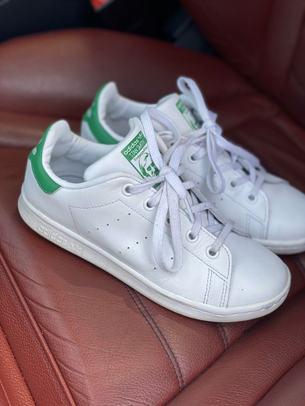 ALL LEATHER STAN SMITHS SIZE : 2,1/2 for Sale in San Diego, CA - OfferUp