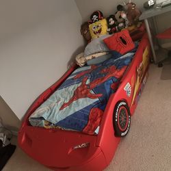 Lightning McQueen bed frame 