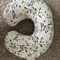 Floral Boppy Pillow 