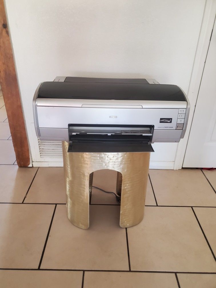 Epson Stylus Photo R24 Professional Printer