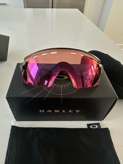 Oakley Encoder