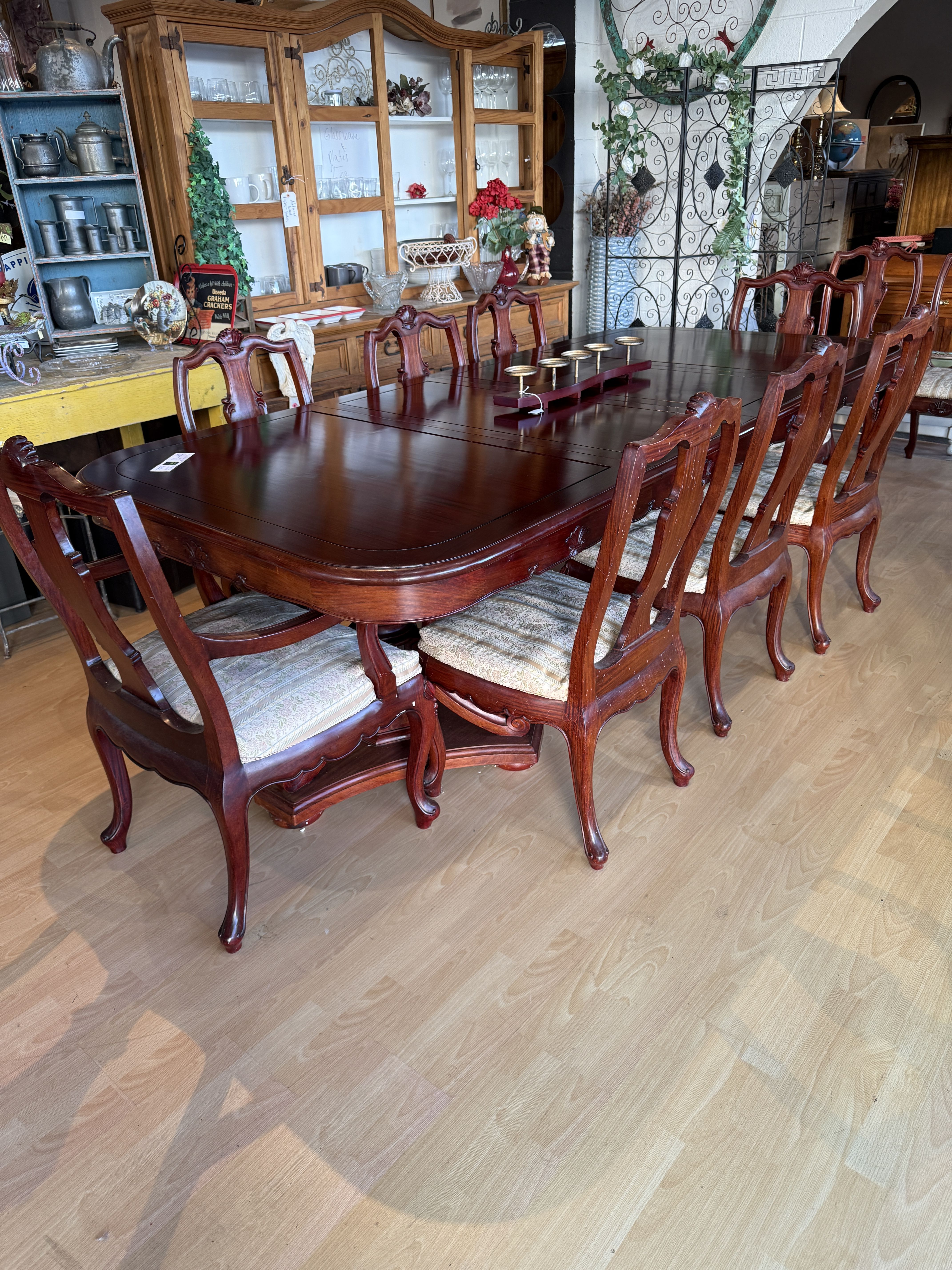 Amazing Rosewood Dining Set Just in Time for the Holidays!