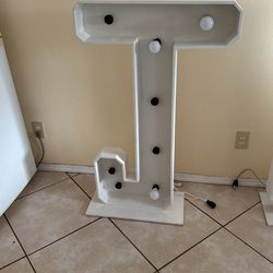 Marquee Letter 