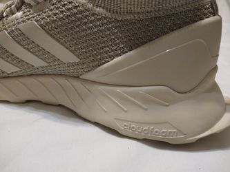 Adidas Women's Size 8.5 Cloudfoam Questar Rise Ortholite Float Running Walking Training Tennis Shoes Sneakers | Tenis De Mujer 8.5 for Sale in Edinburg, TX - OfferUp