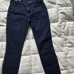 Jeans - NYDJ AMI SKINNY LEGGING -Lift and Tuck size 6