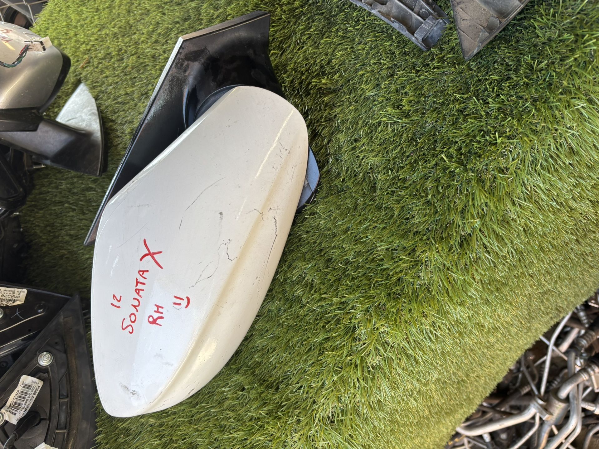 2012 Hyundai Sonata RH Side Mirror
