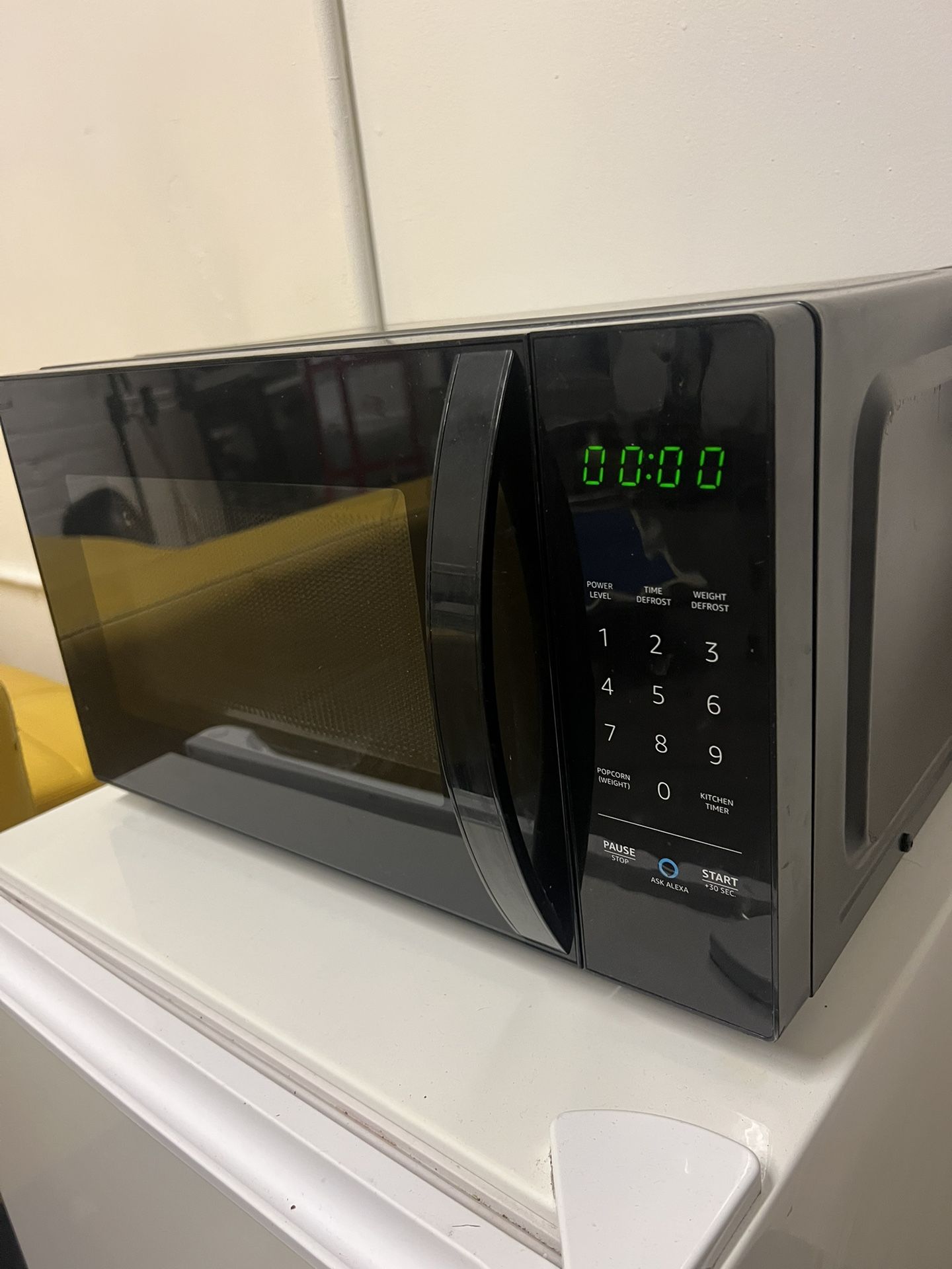 Very Lightly Used Microwave