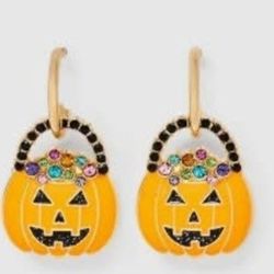 Spooky Halloween pumpkin earrings #HalloweenAccessories
