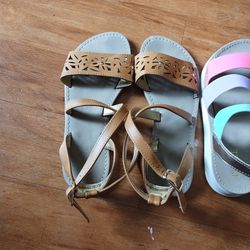 Size 1 Girls Sandals 
